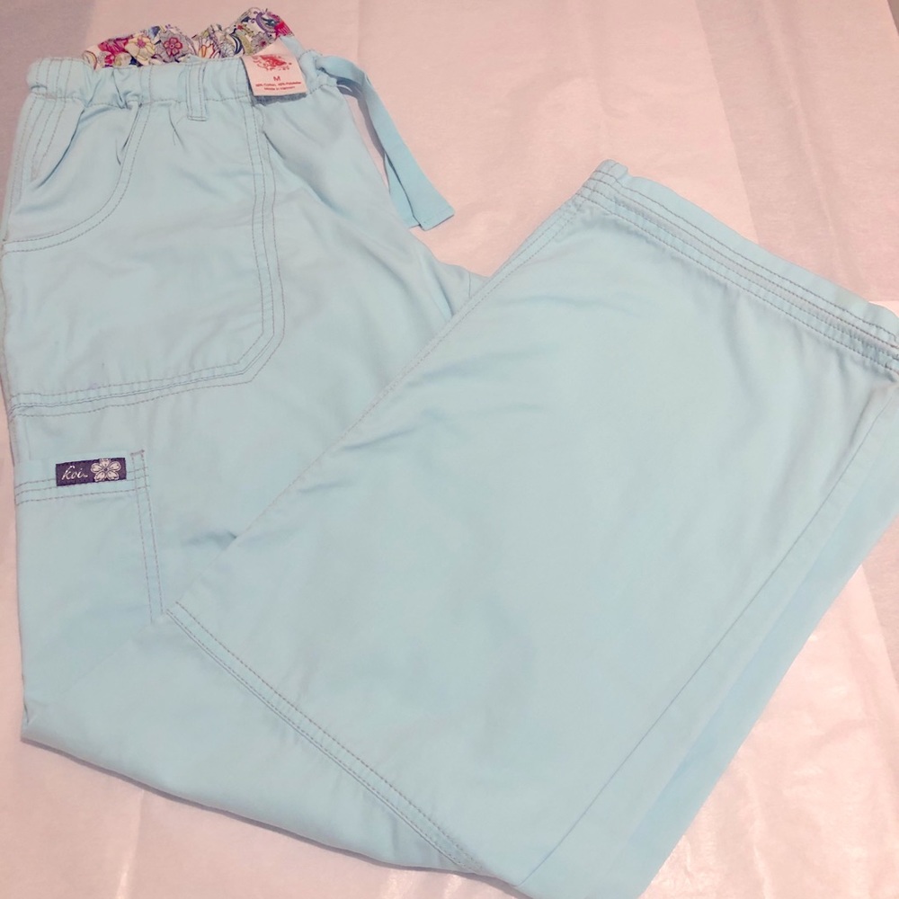 koi Scrub Lindsey Cargo pants Baby Blue Size Med